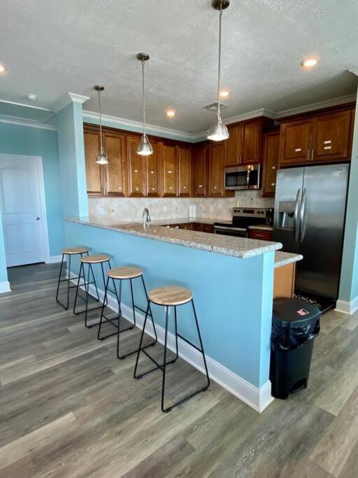 Oceanfront Home Near Hollybeach Cameron Екстер'єр фото