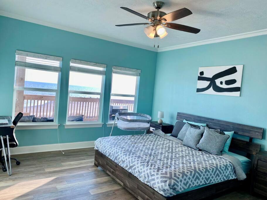 Oceanfront Home Near Hollybeach Cameron Екстер'єр фото